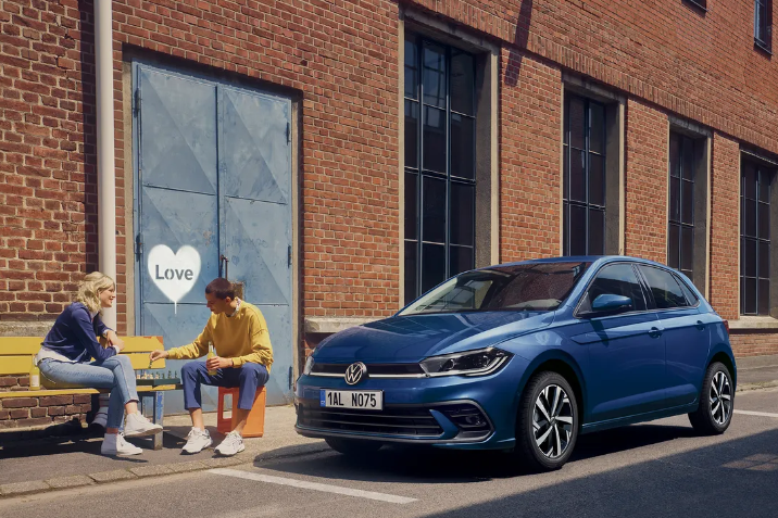 Modely Love